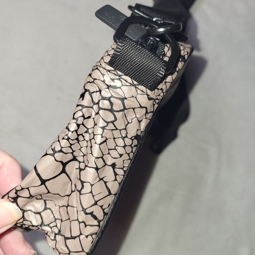 Aloha Collection Le Tour Python Espresso Black Cr… - image 4